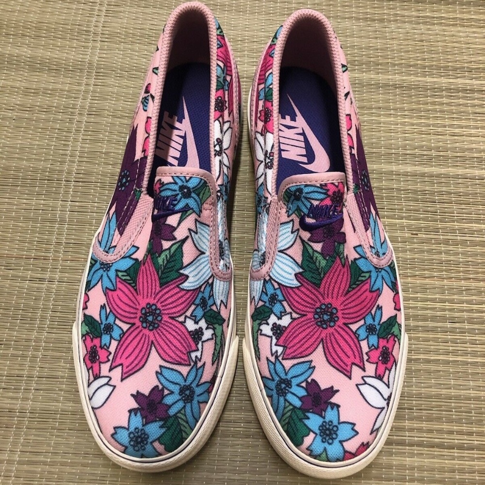 EUC Nike TOKI PInk Blue Aloha Floral Canvas Slip-on Shoes Sneakers Size 8
